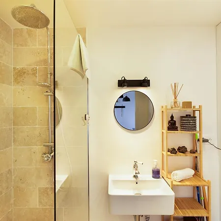 Sunny Quiet Haven And Stunning Views, Marais